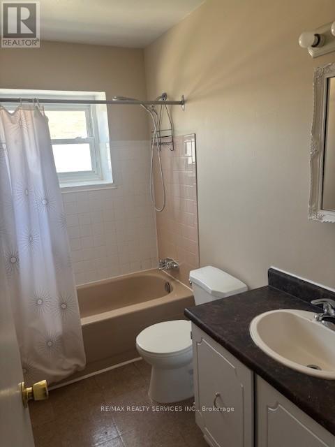 1 - 1020 Central Park Drive, Brampton, Ontario  L6S 3J5 - Photo 10 - W13074216