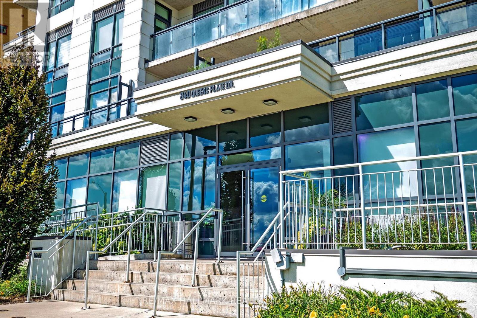 1207 - 840 QUEENS PLATE DRIVE, Toronto, Ontario