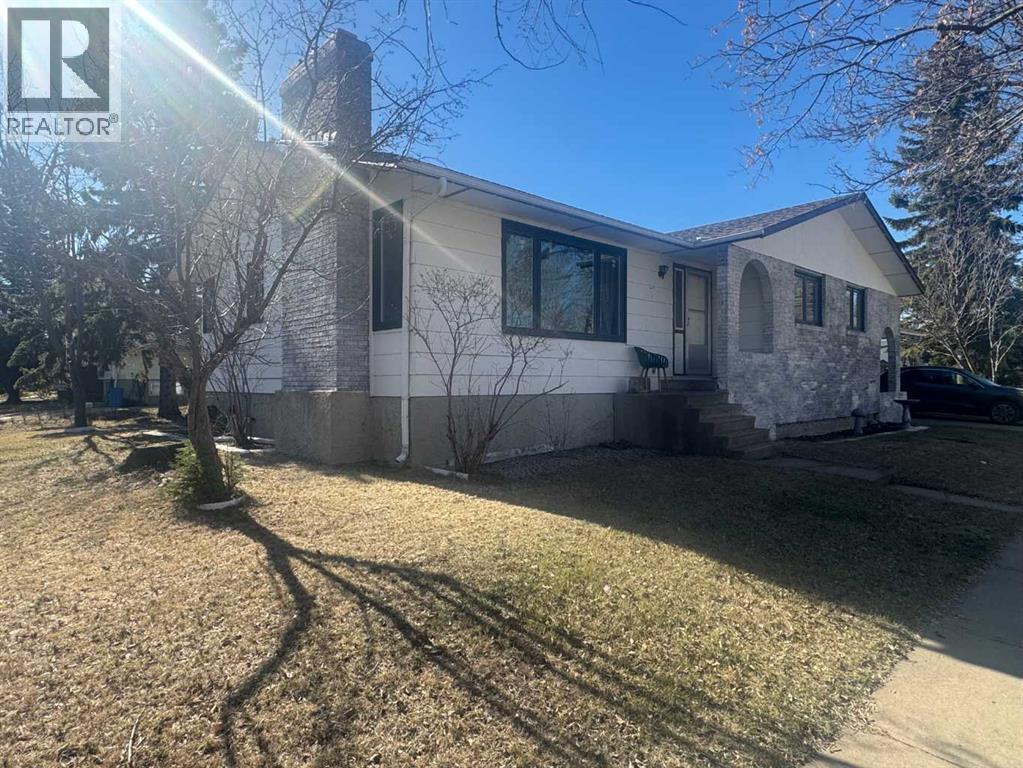 3807 62 Street, Camrose, Alberta  T4V 3B5 - Photo 1 - A2259086