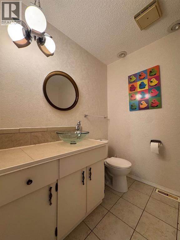 3807 62 Street, Camrose, Alberta  T4V 3B5 - Photo 11 - A2259086