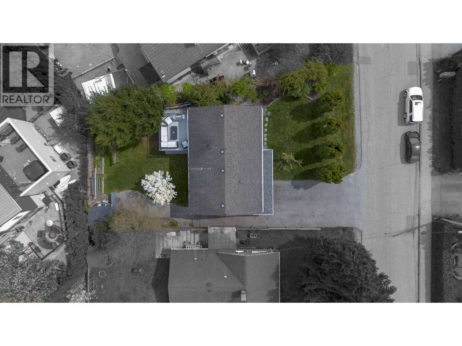 2101 Diamond Road, Squamish, British Columbia  V8B 0G2 - Photo 30 - R3118373