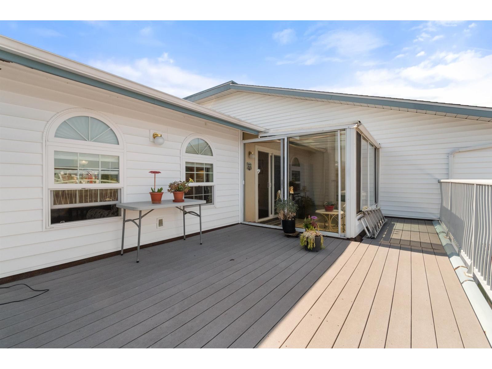 401 9175 Edward Street, Chilliwack Proper West, Chilliwack, British Columbia  V2P 4C5 - Photo 2 - R3117718