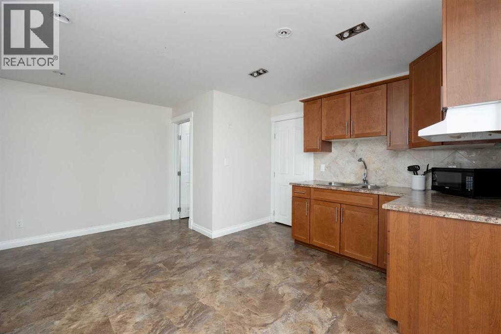 152 Blue Jay Road, Fort Mcmurray, Alberta  T9K 0L7 - Photo 26 - A2307120