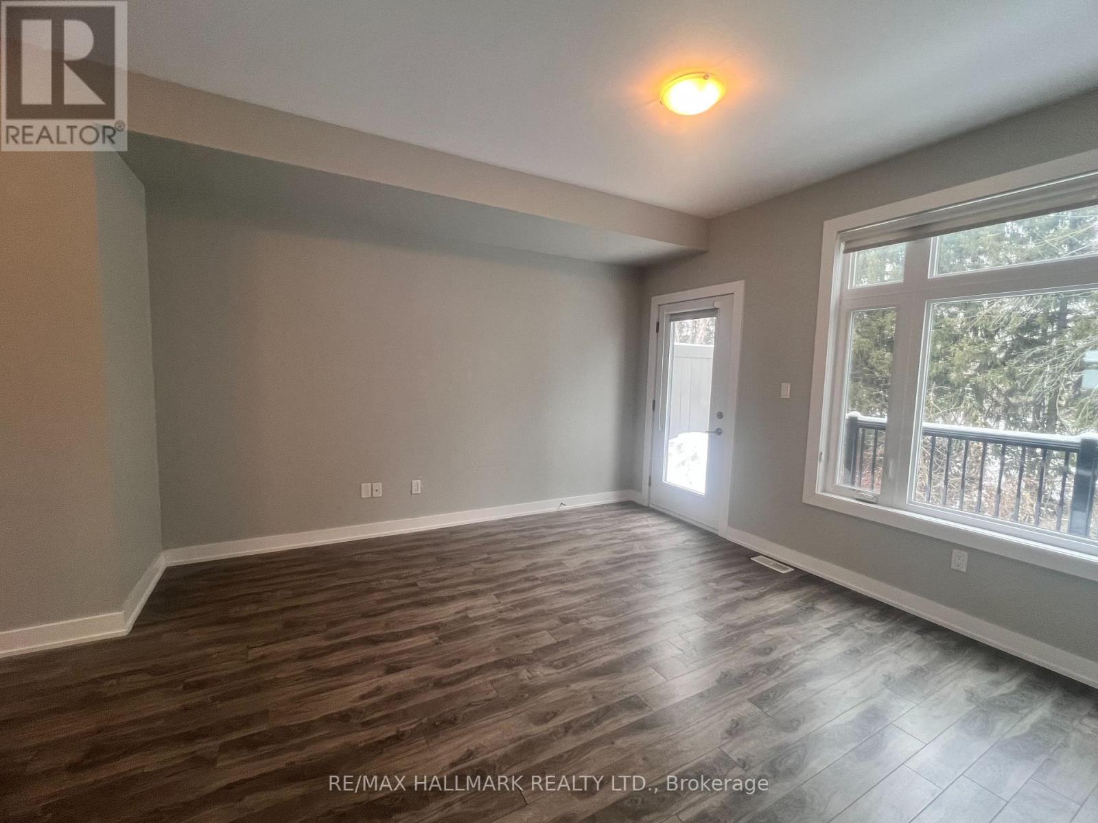 49 - 540 Essa Road, Barrie, Ontario  L9J 0H2 - Photo 5 - S13041658