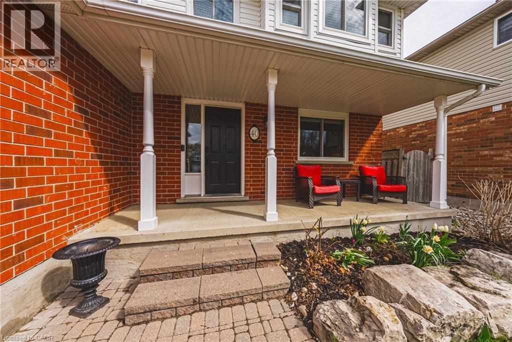 40 Merlene Court, Cambridge, Ontario  N3C 4G1 - Photo 2 - 40826058