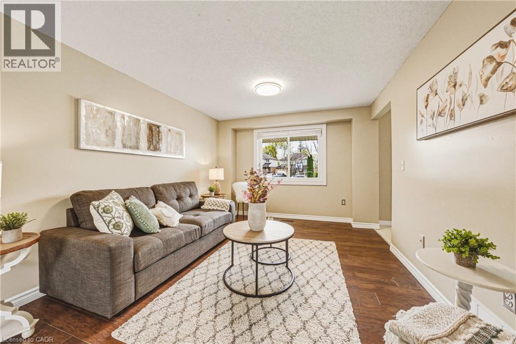 40 Merlene Court, Cambridge, Ontario  N3C 4G1 - Photo 5 - 40826058