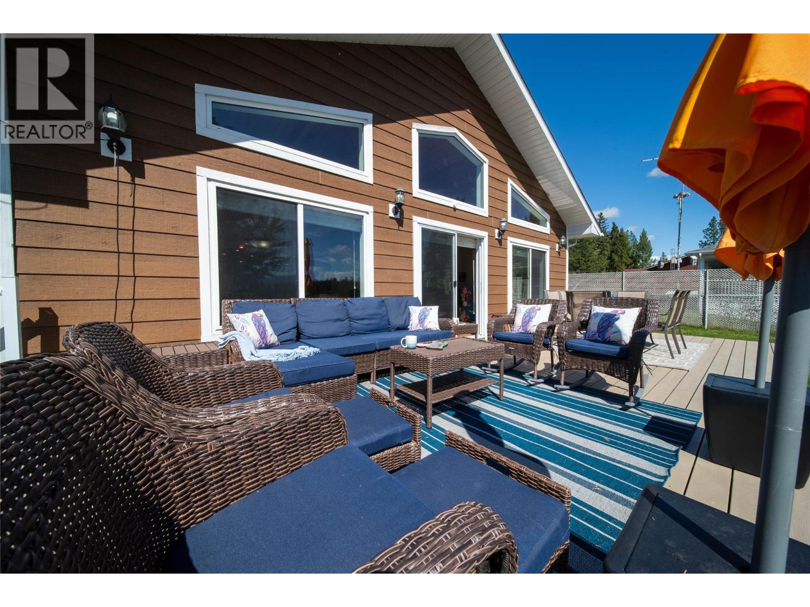 398 Currie Road, Baynes Lake, British Columbia  V0B 1T4 - Photo 5 - 10384878