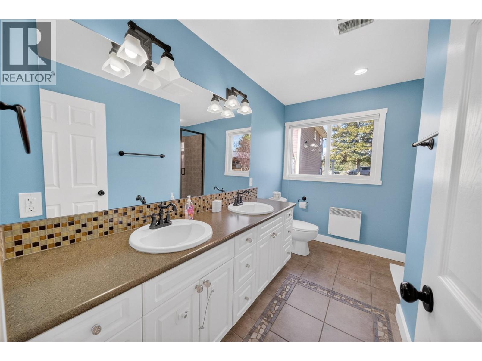 398 Currie Road, Baynes Lake, British Columbia  V0B 1T4 - Photo 44 - 10384878