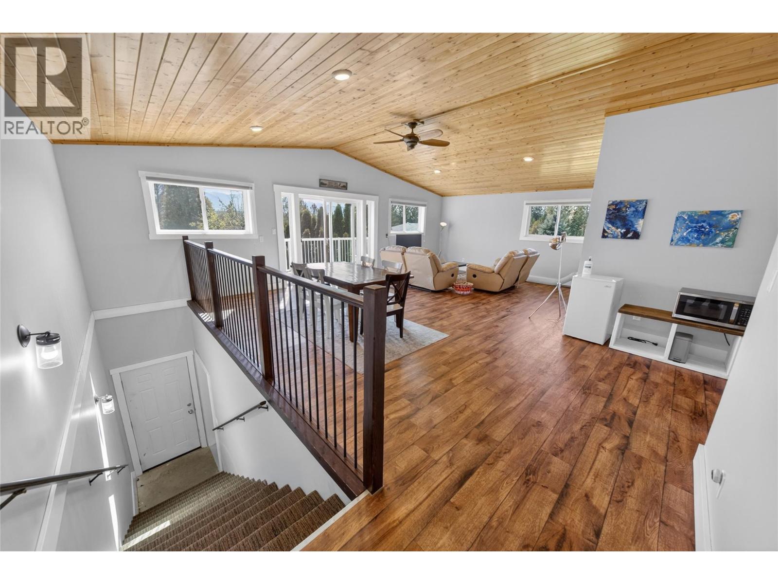398 Currie Road, Baynes Lake, British Columbia  V0B 1T4 - Photo 65 - 10384878
