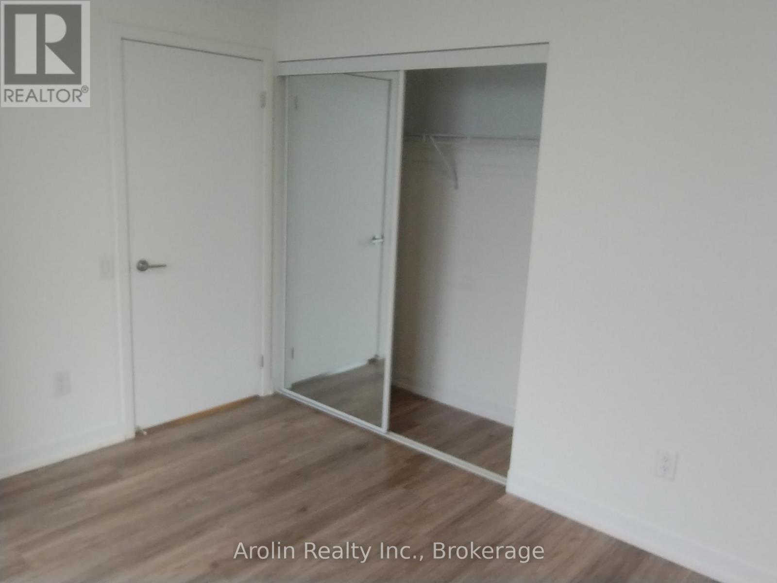 4005 - 4065 Confederation Parkway, Mississauga, Ontario  L5B 0L4 - Photo 20 - W13074244