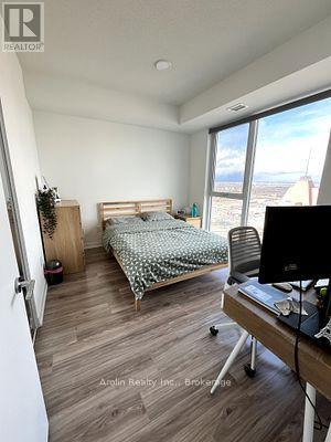 4005 - 4065 Confederation Parkway, Mississauga, Ontario  L5B 0L4 - Photo 3 - W13074244