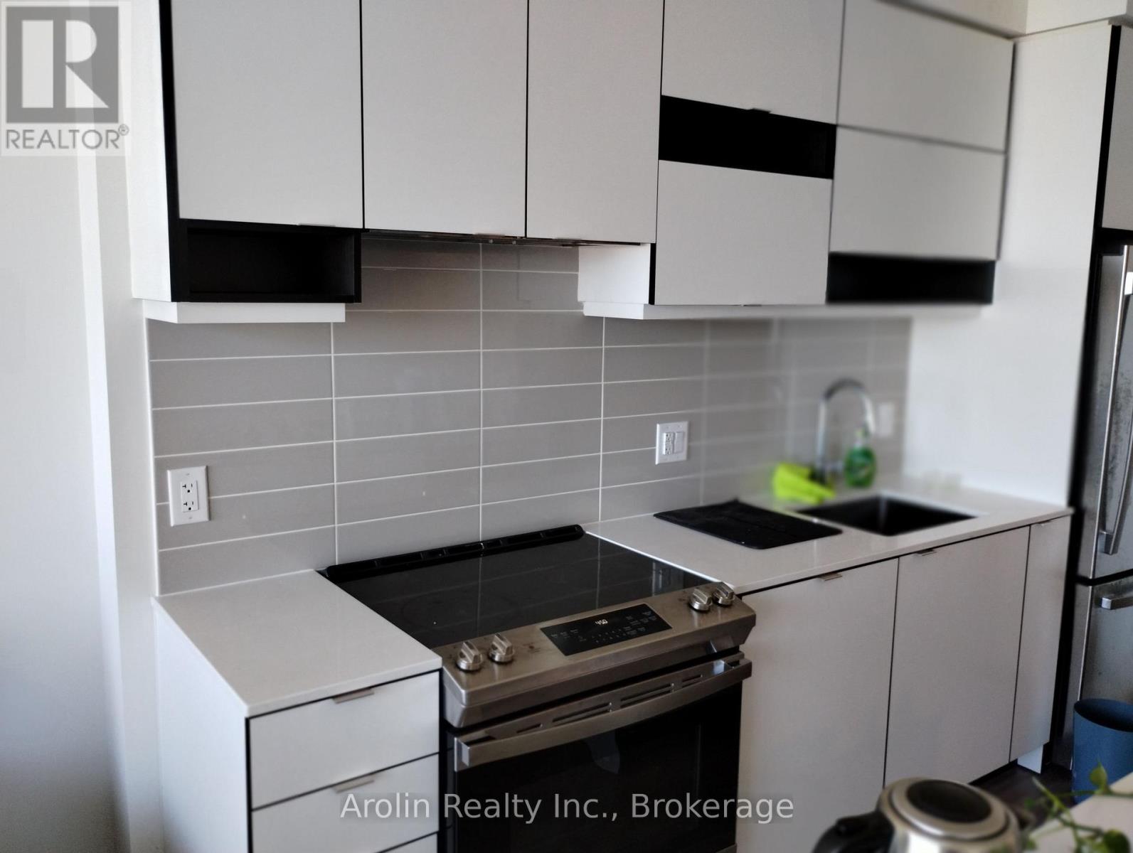 4005 - 4065 Confederation Parkway, Mississauga, Ontario  L5B 0L4 - Photo 7 - W13074244