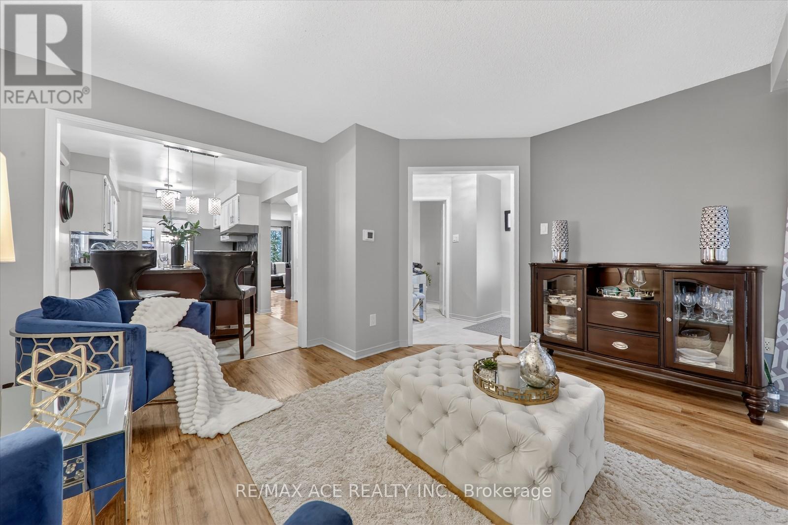 1 Aldcroft Crescent, Clarington, Ontario  L1C 4P2 - Photo 7 - E13013324