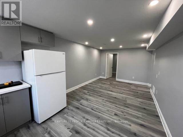 Bsmt - 20 Ardglen Drive, Brampton, Ontario  L6W 1V2 - Photo 6 - W13073970
