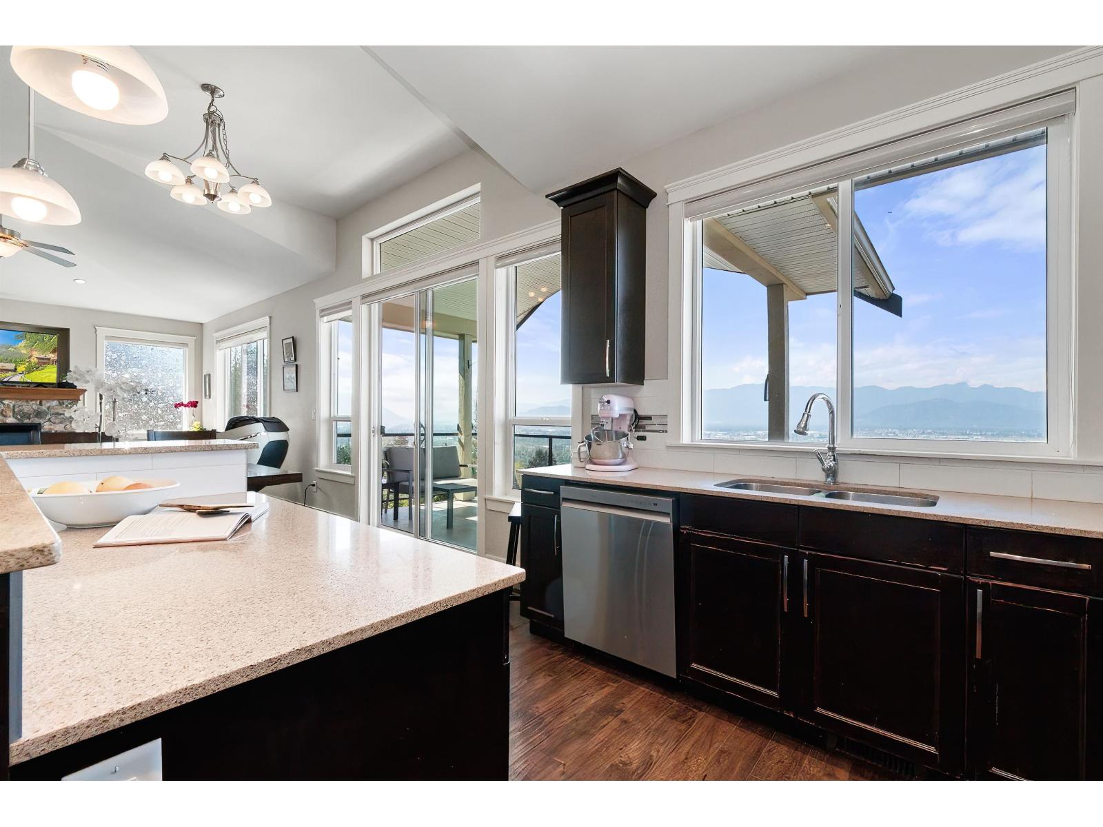47231 Vista Place, Promontory, Chilliwack, British Columbia  V2R 0R9 - Photo 11 - R3118193