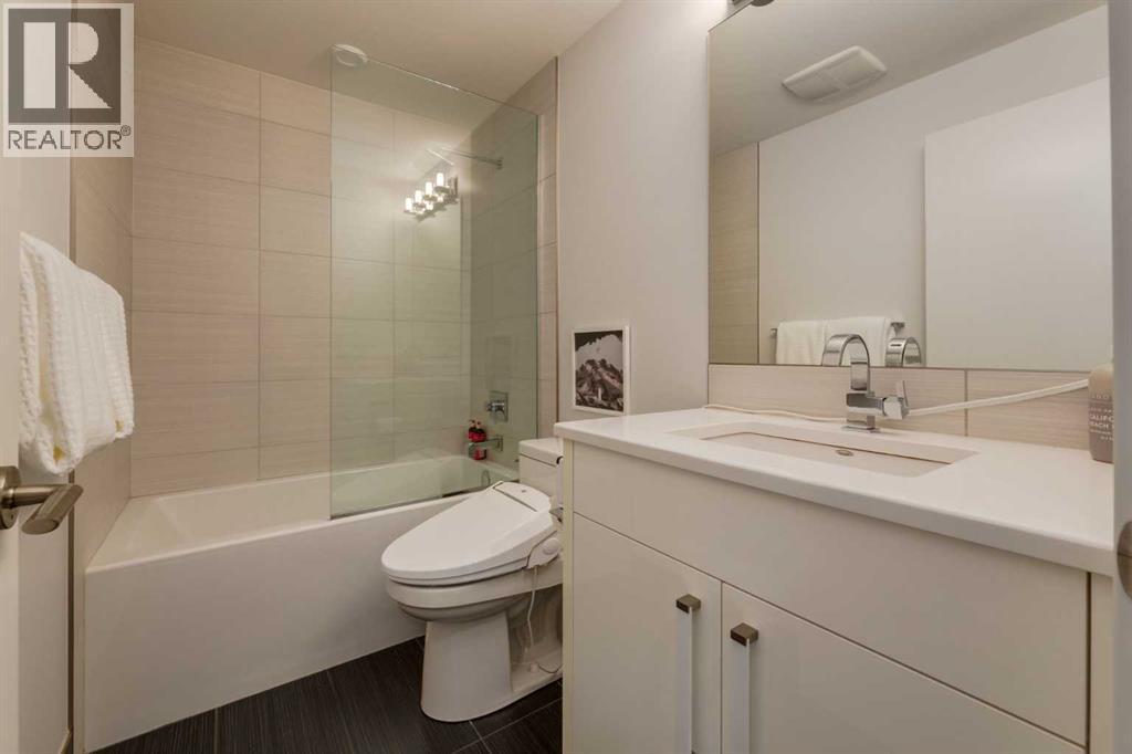 2210 Victoria Crescent NW, Calgary, Alberta  T2M 4E2 - Photo 36 - A2305900