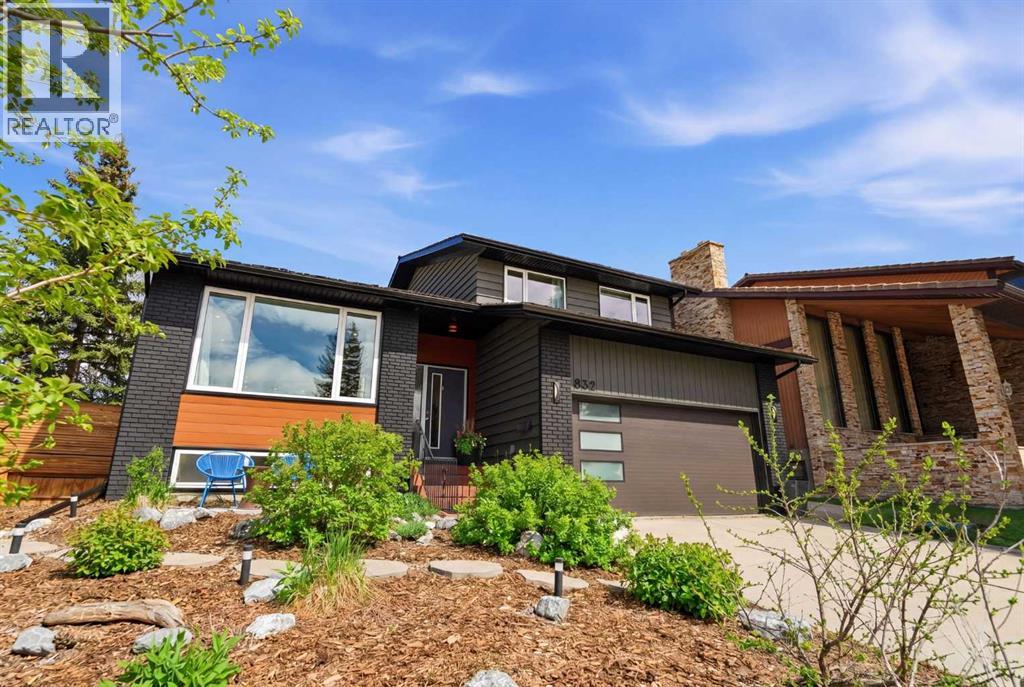 832 Edgemont Road NW, Calgary, Alberta  T3A 2J2 - Photo 2 - A2306509