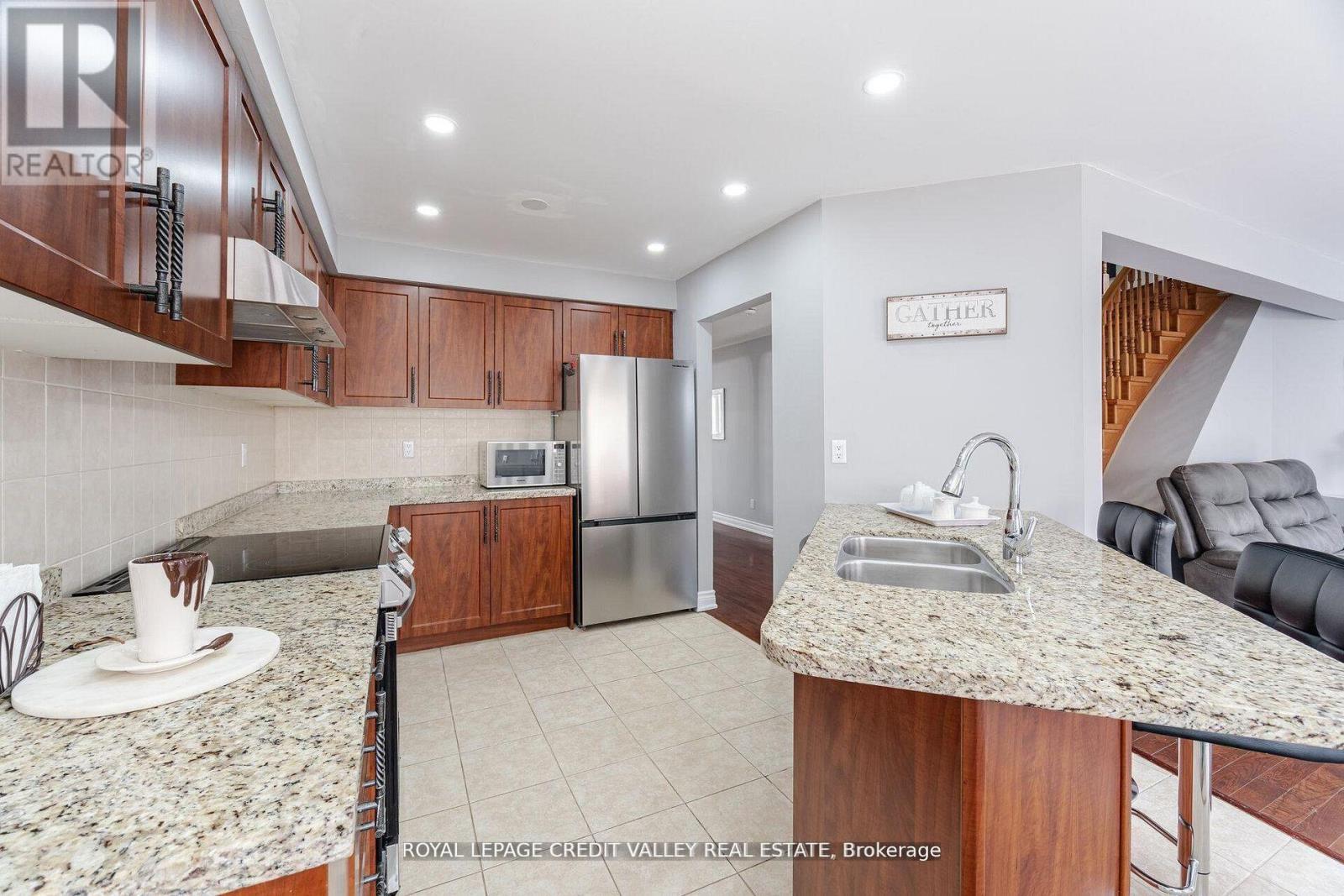 12 Greenhalf Drive, Ajax, Ontario  L1S 7N6 - Photo 15 - E13074252