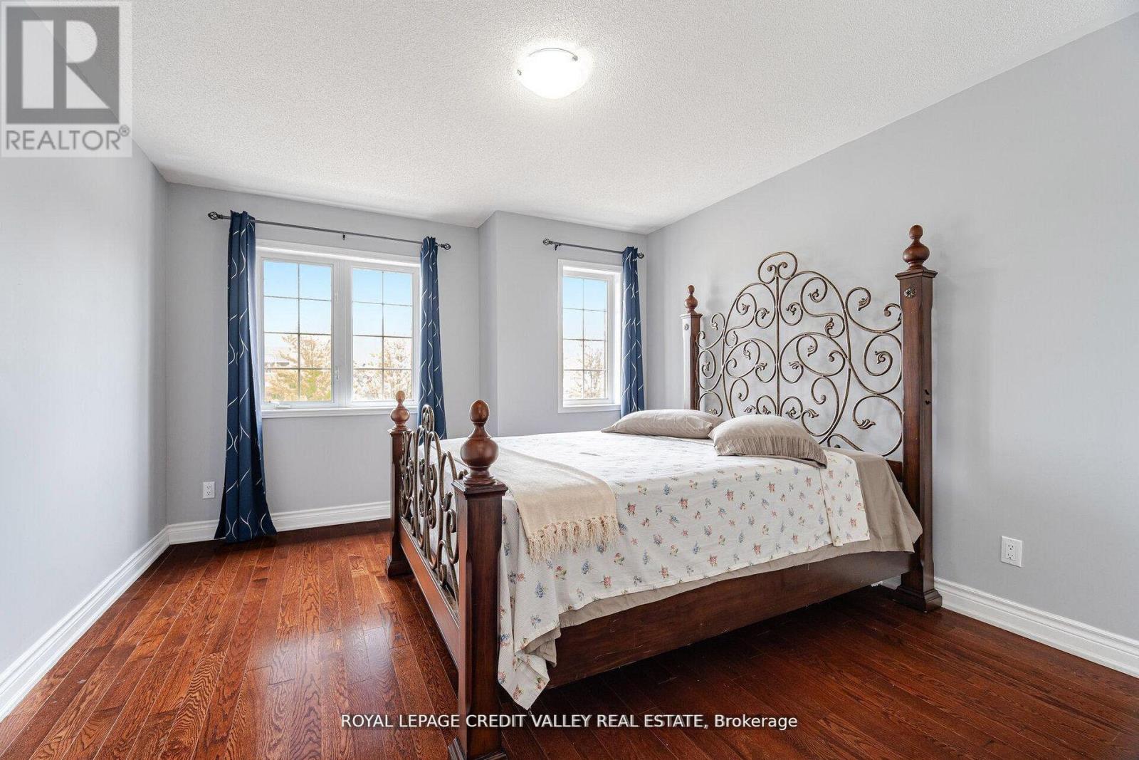 12 Greenhalf Drive, Ajax, Ontario  L1S 7N6 - Photo 29 - E13074252