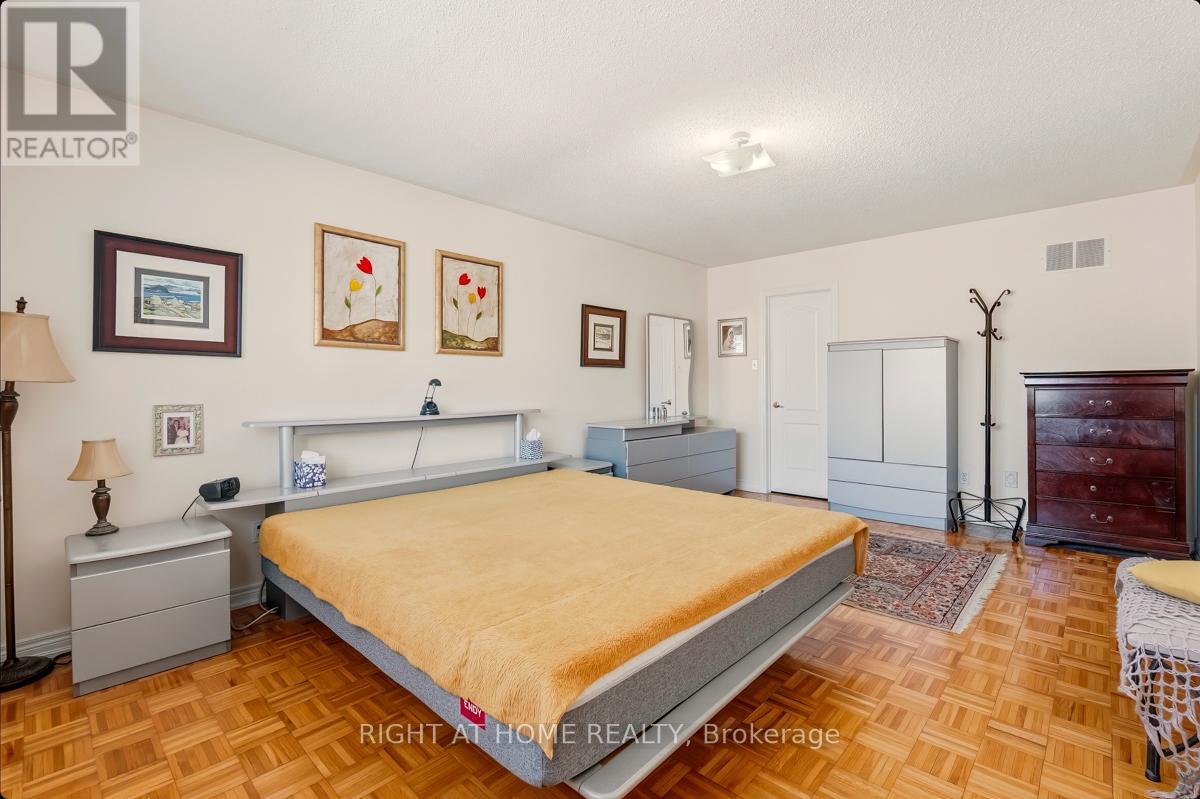 108 Saint Francis Avenue, Vaughan, Ontario  L4H 2B8 - Photo 33 - N12912134