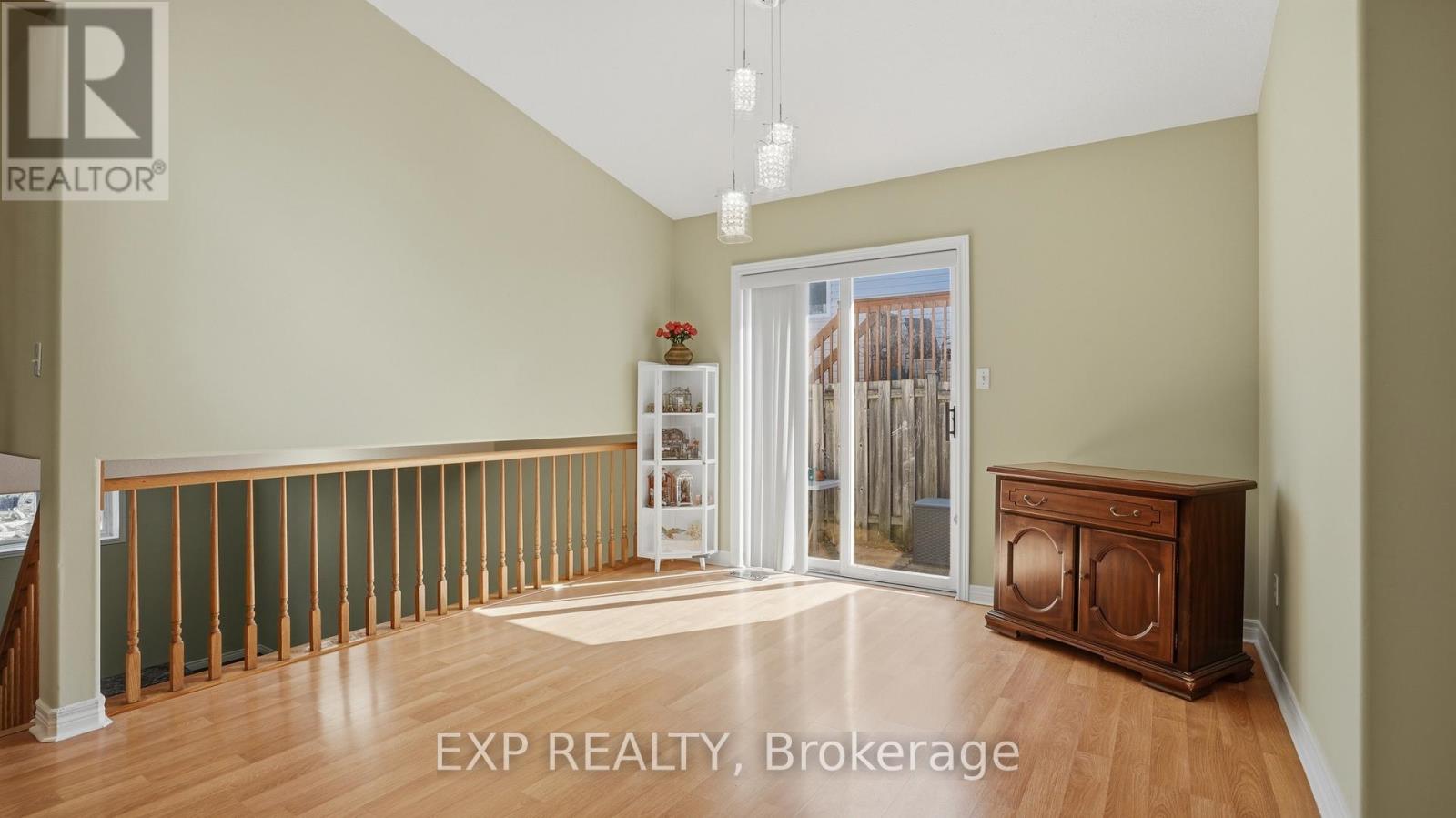 8195 Woodsview Crescent, Niagara Falls, Ontario  L2H 3G1 - Photo 10 - X12979658
