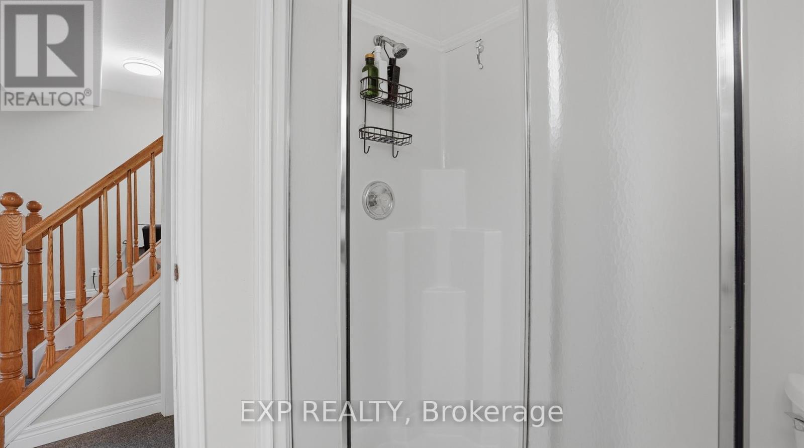 8195 Woodsview Crescent, Niagara Falls, Ontario  L2H 3G1 - Photo 16 - X12979658