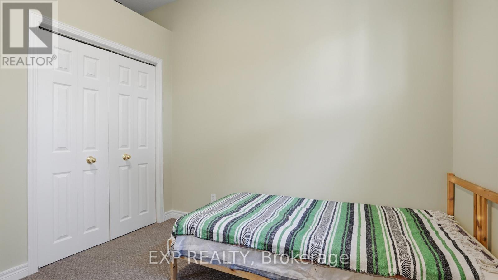 8195 Woodsview Crescent, Niagara Falls, Ontario  L2H 3G1 - Photo 21 - X12979658
