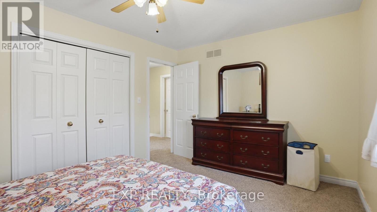 8195 Woodsview Crescent, Niagara Falls, Ontario  L2H 3G1 - Photo 17 - X12979658