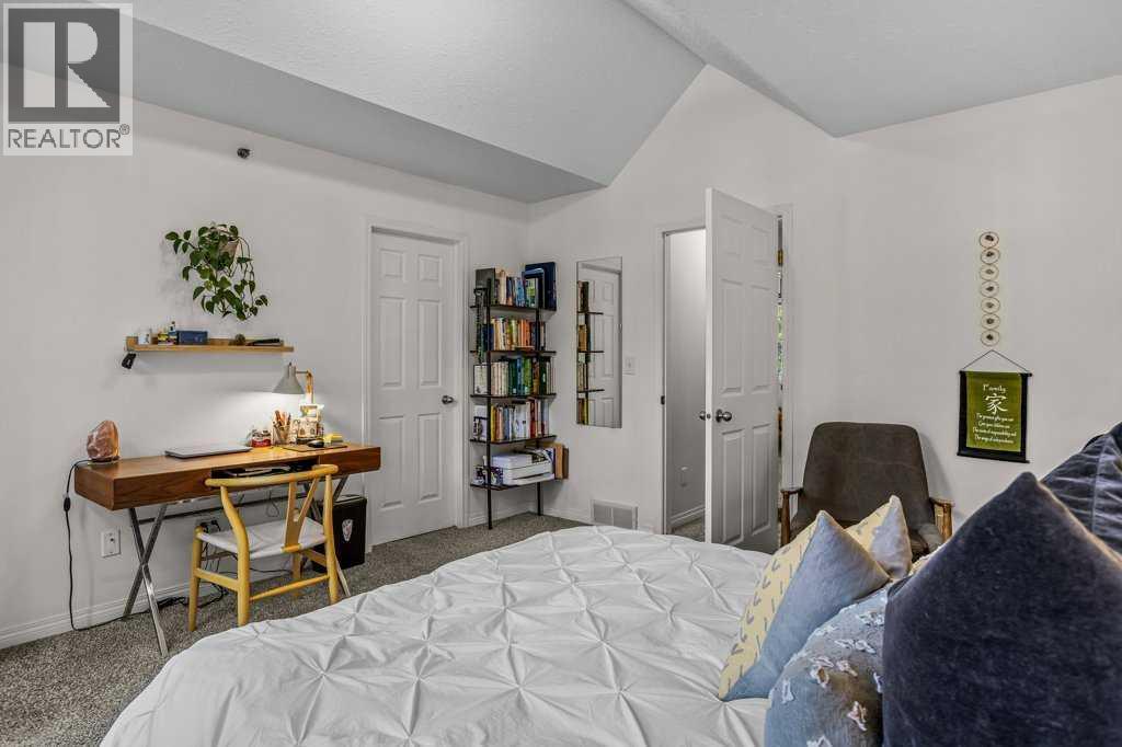9, 1022 Rundleview Drive, Canmore, Alberta  T1W 2P2 - Photo 40 - A2305141