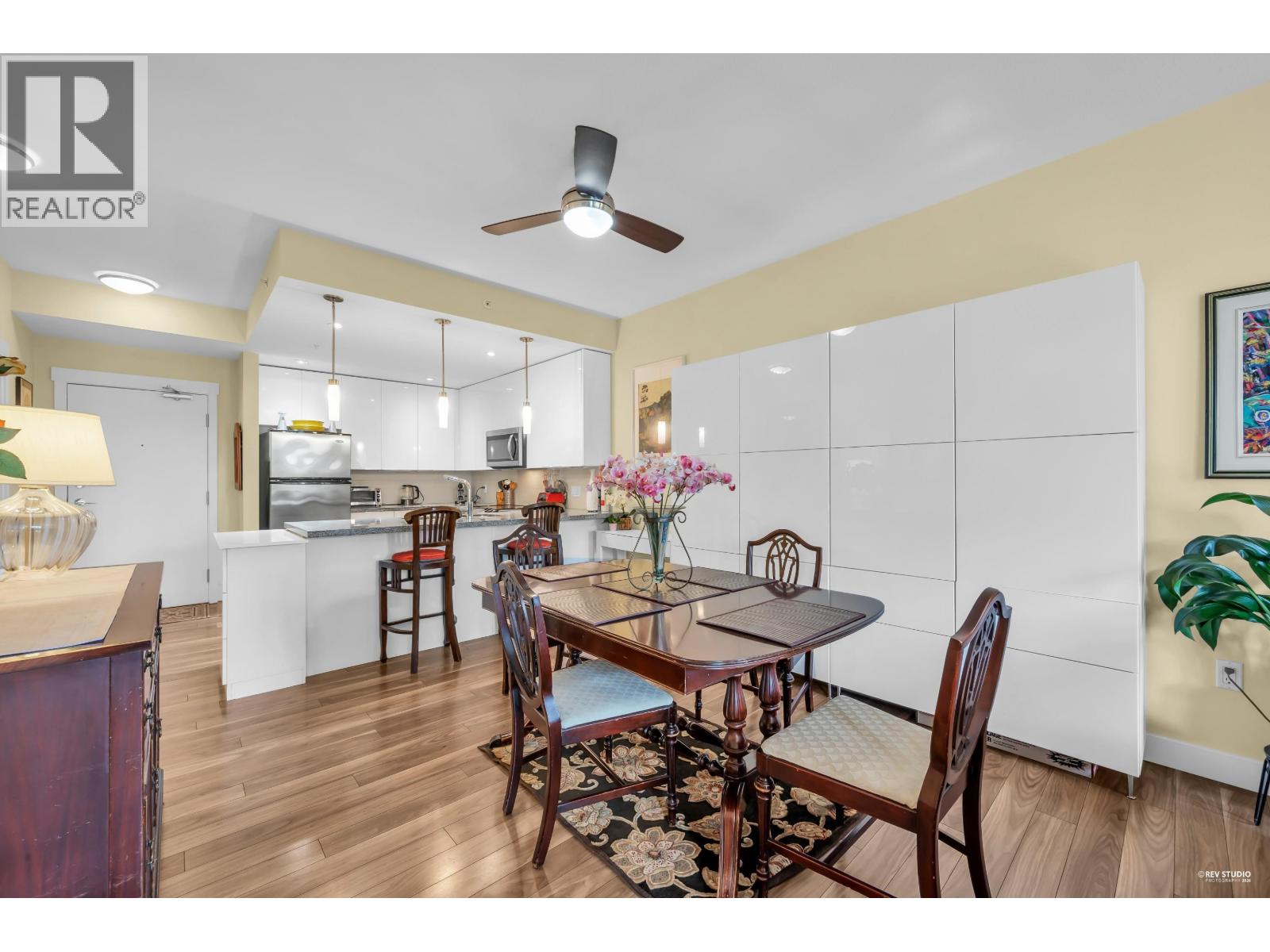403 2368 Marpole Avenue, Port Coquitlam, British Columbia  V3C 0B4 - Photo 2 - R3117773