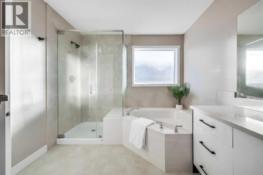 198 Panamount Villas Nw, Calgary, Alberta  T3K 6K2 - Photo 29 - A2306389
