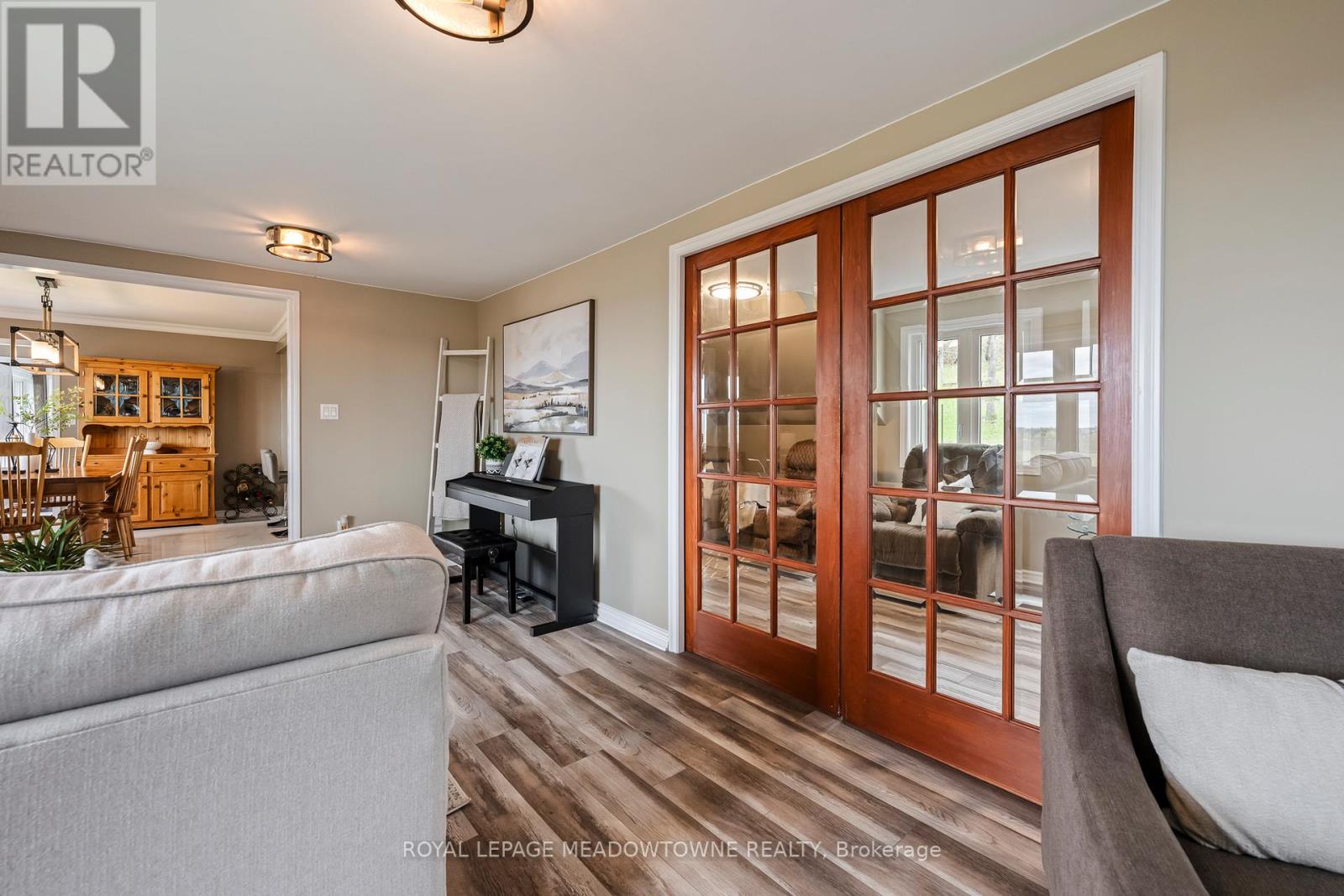 15585 Clayhill Road, Halton Hills, Ontario  L7G 4S8 - Photo 27 - W13074242