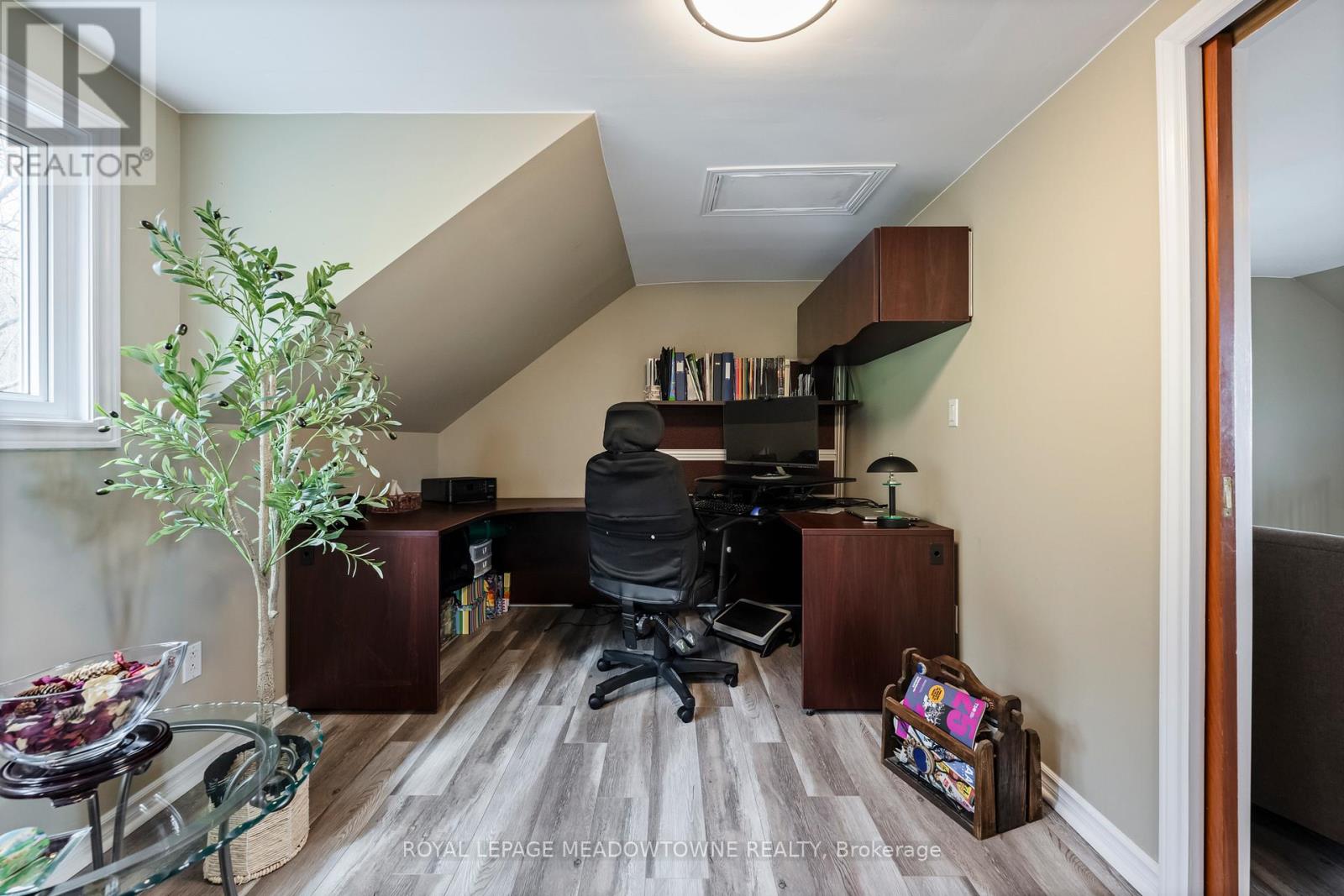 15585 Clayhill Road, Halton Hills, Ontario  L7G 4S8 - Photo 29 - W13074242