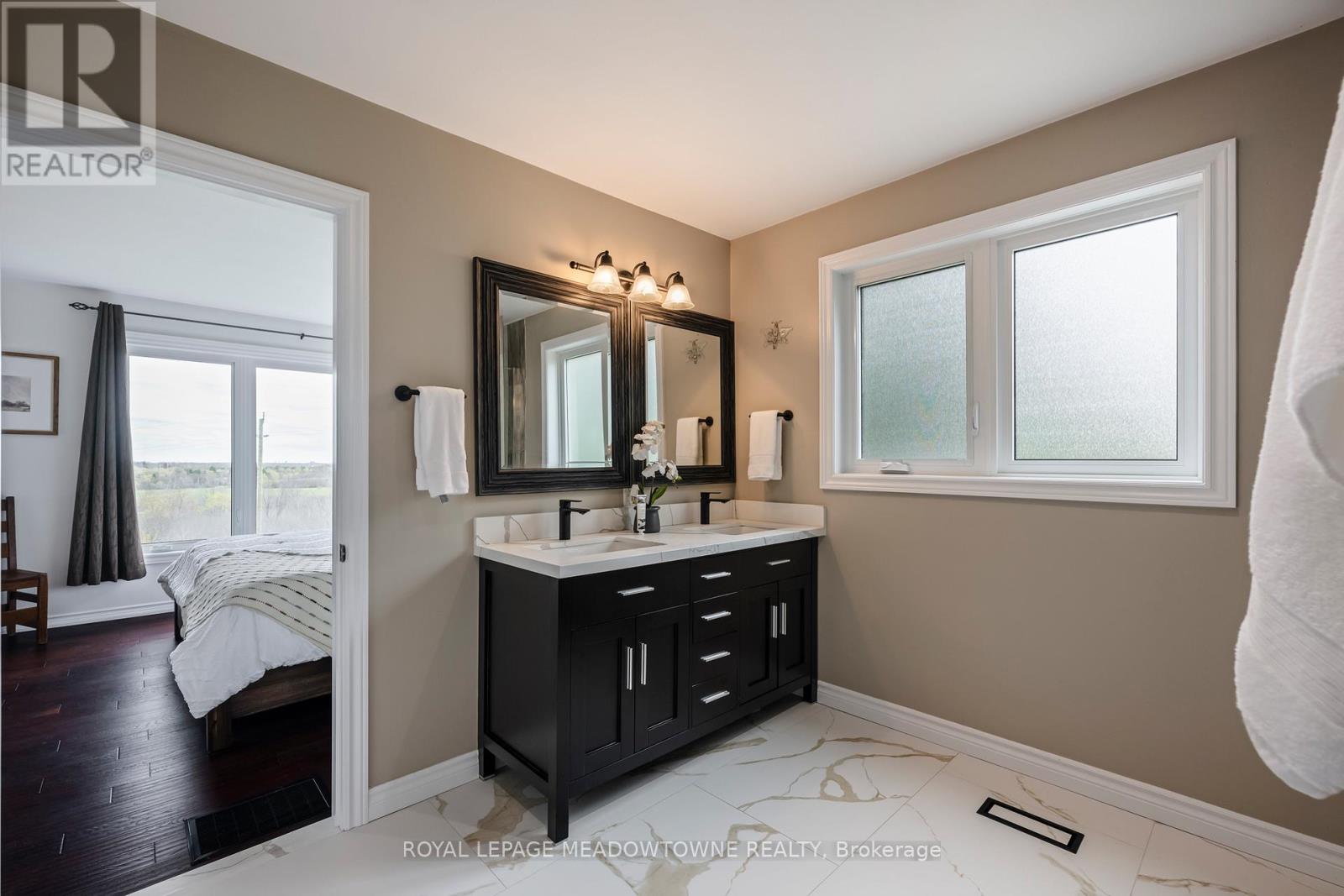 15585 Clayhill Road, Halton Hills, Ontario  L7G 4S8 - Photo 34 - W13074242