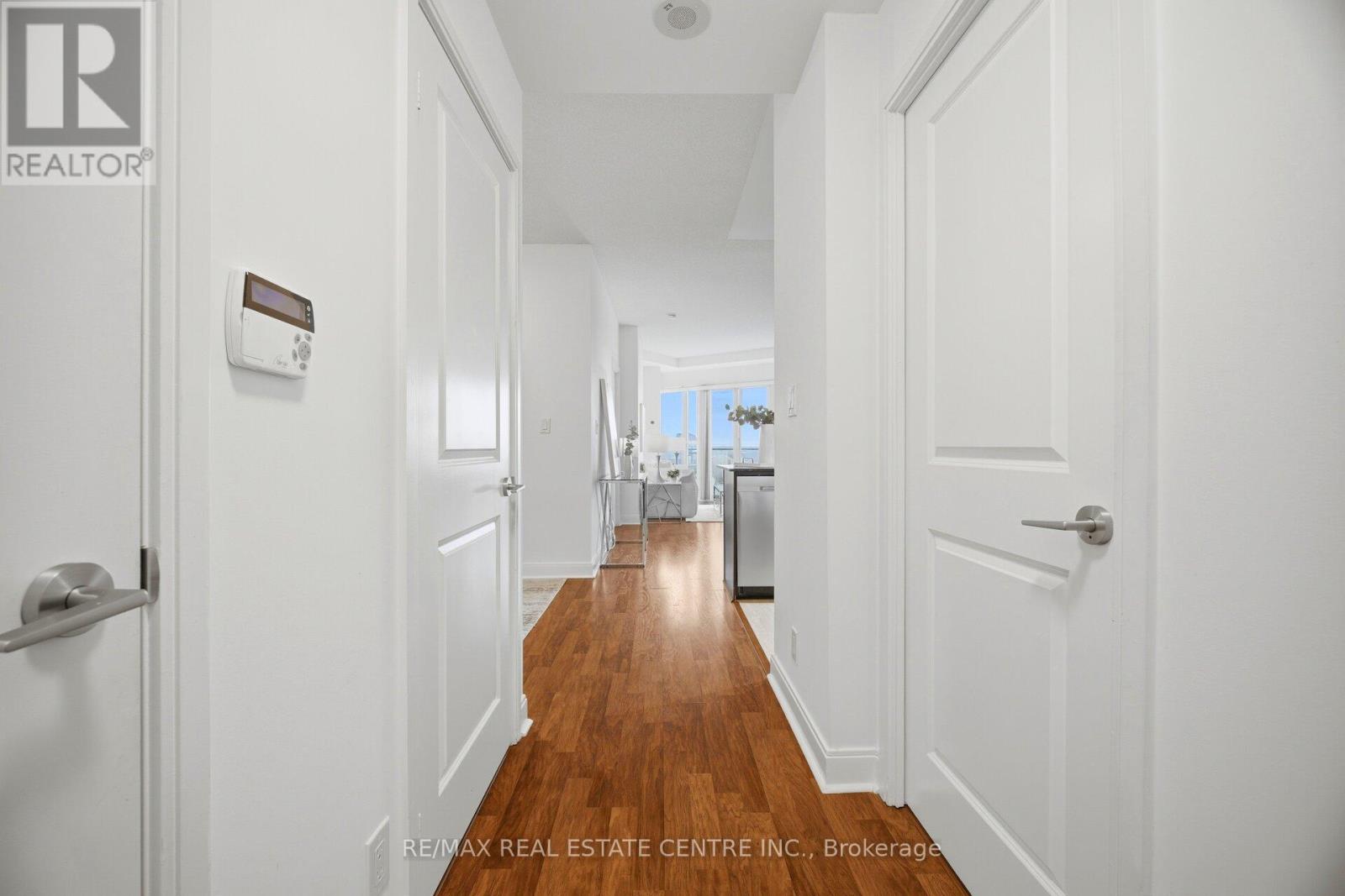 2401 - 50 Absolute Avenue, Mississauga, Ontario  L4Z 0A8 - Photo 3 - W13074246