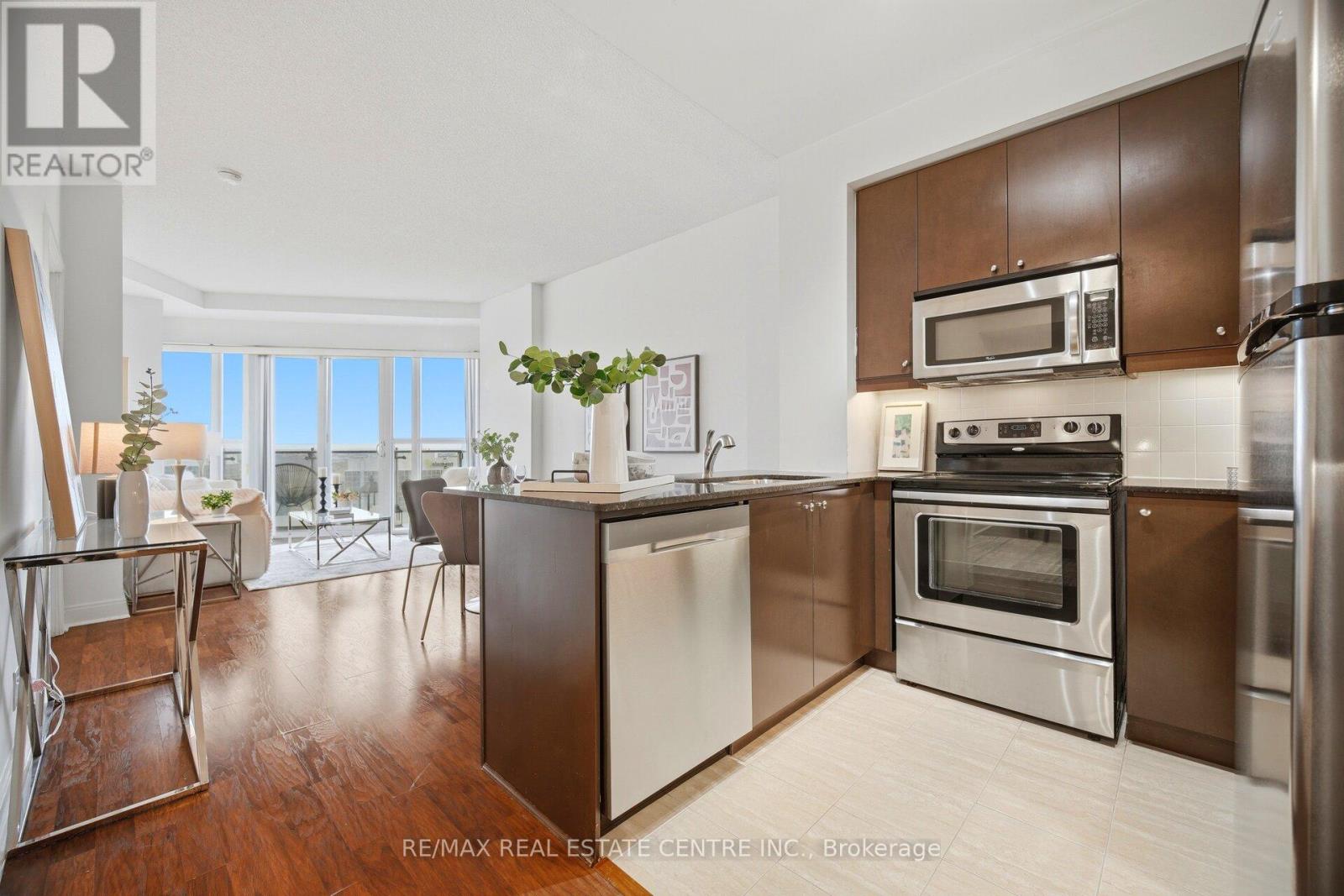 2401 - 50 Absolute Avenue, Mississauga, Ontario  L4Z 0A8 - Photo 4 - W13074246