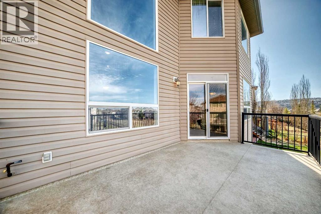 60 Sunset Circle, Cochrane, Alberta  T4C 0C3 - Photo 11 - A2307268