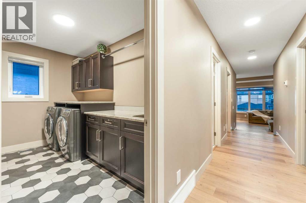 105 Carringvue Manor NW, Calgary, Alberta  T3P 0W2 - Photo 20 - A2307301