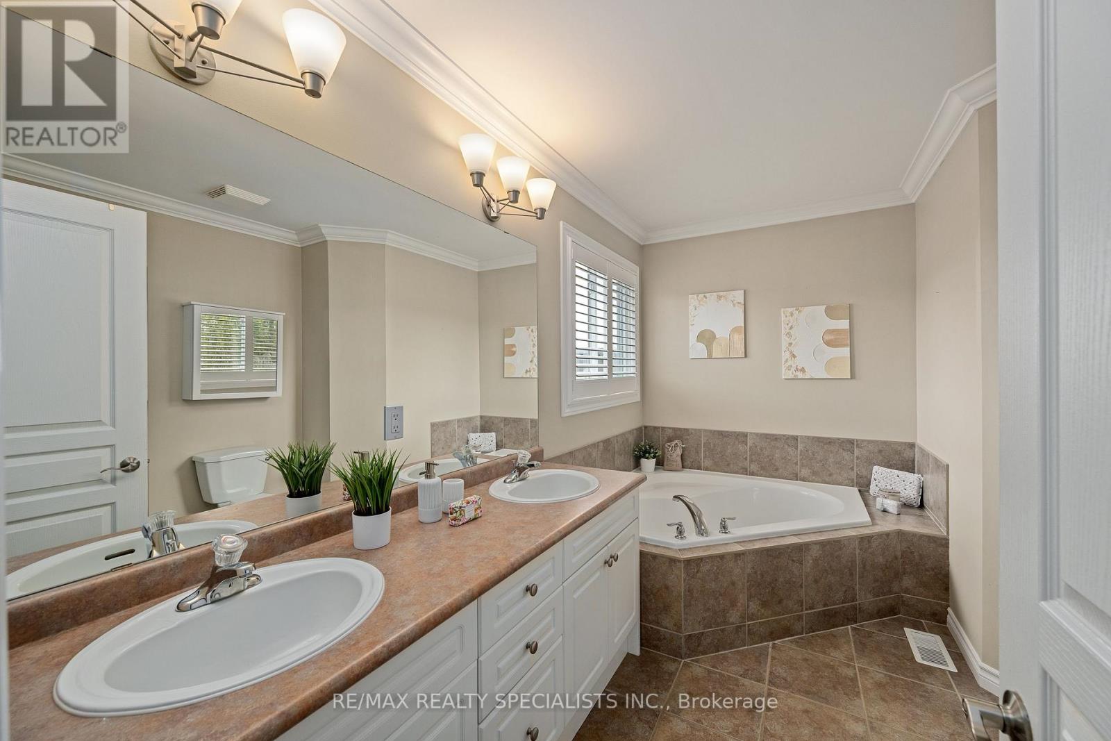 1865 Bayswater Crescent, London North, Ontario  N6G 5N1 - Photo 27 - X13074266