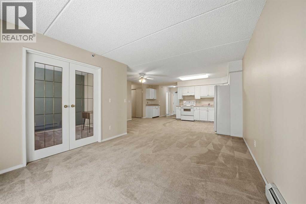 305, 4522 47a Avenue, Red Deer, Alberta  T4N 3R3 - Photo 11 - A2291933