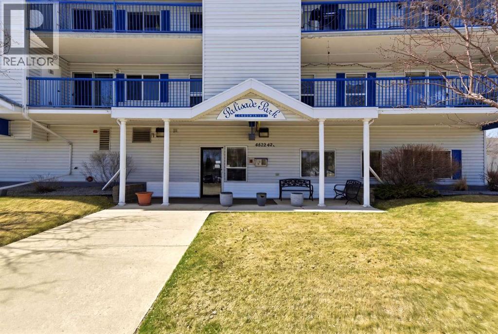 305, 4522 47a Avenue, Red Deer, Alberta  T4N 3R3 - Photo 2 - A2291933