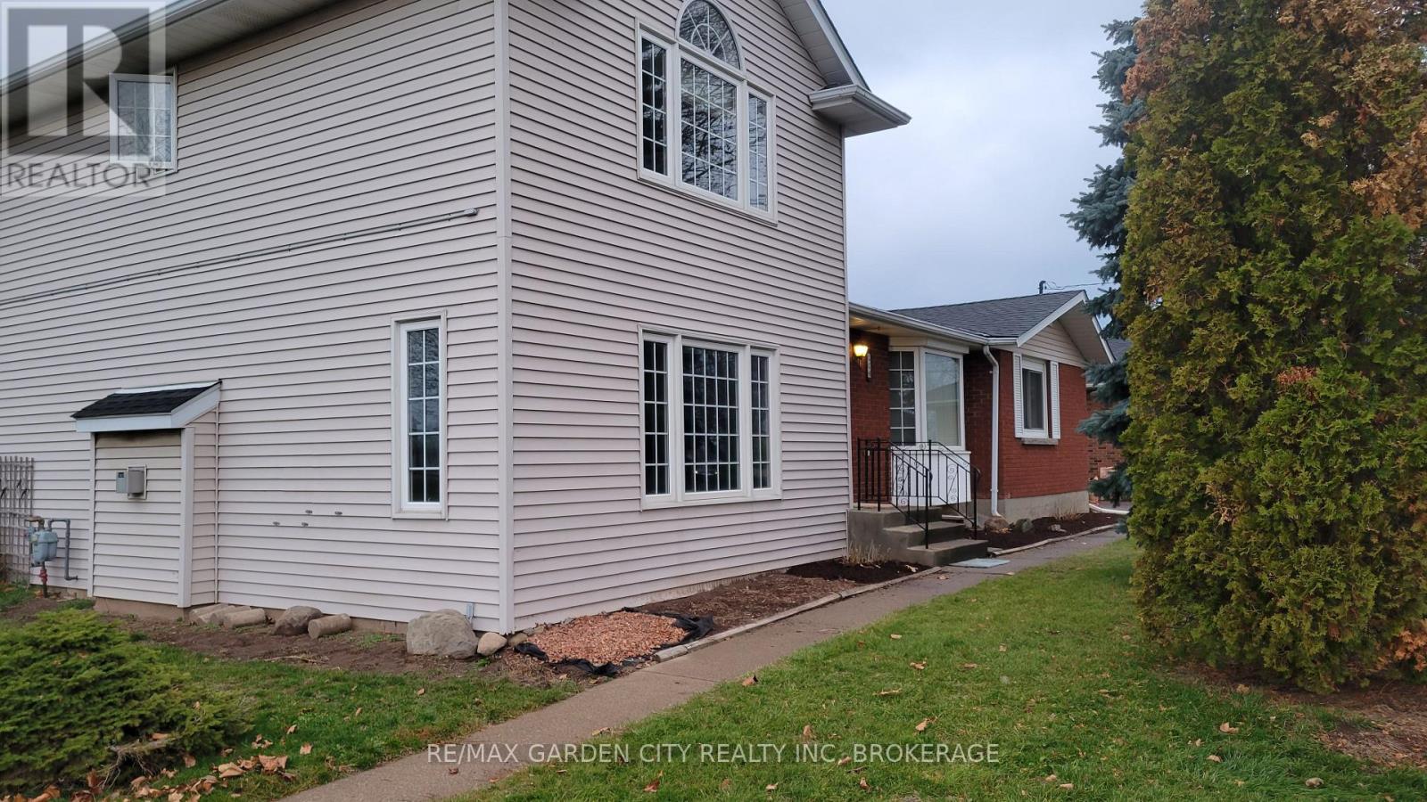 228-234 Read Road, St. Catharines, Ontario  L2R 7K6 - Photo 9 - X13061248