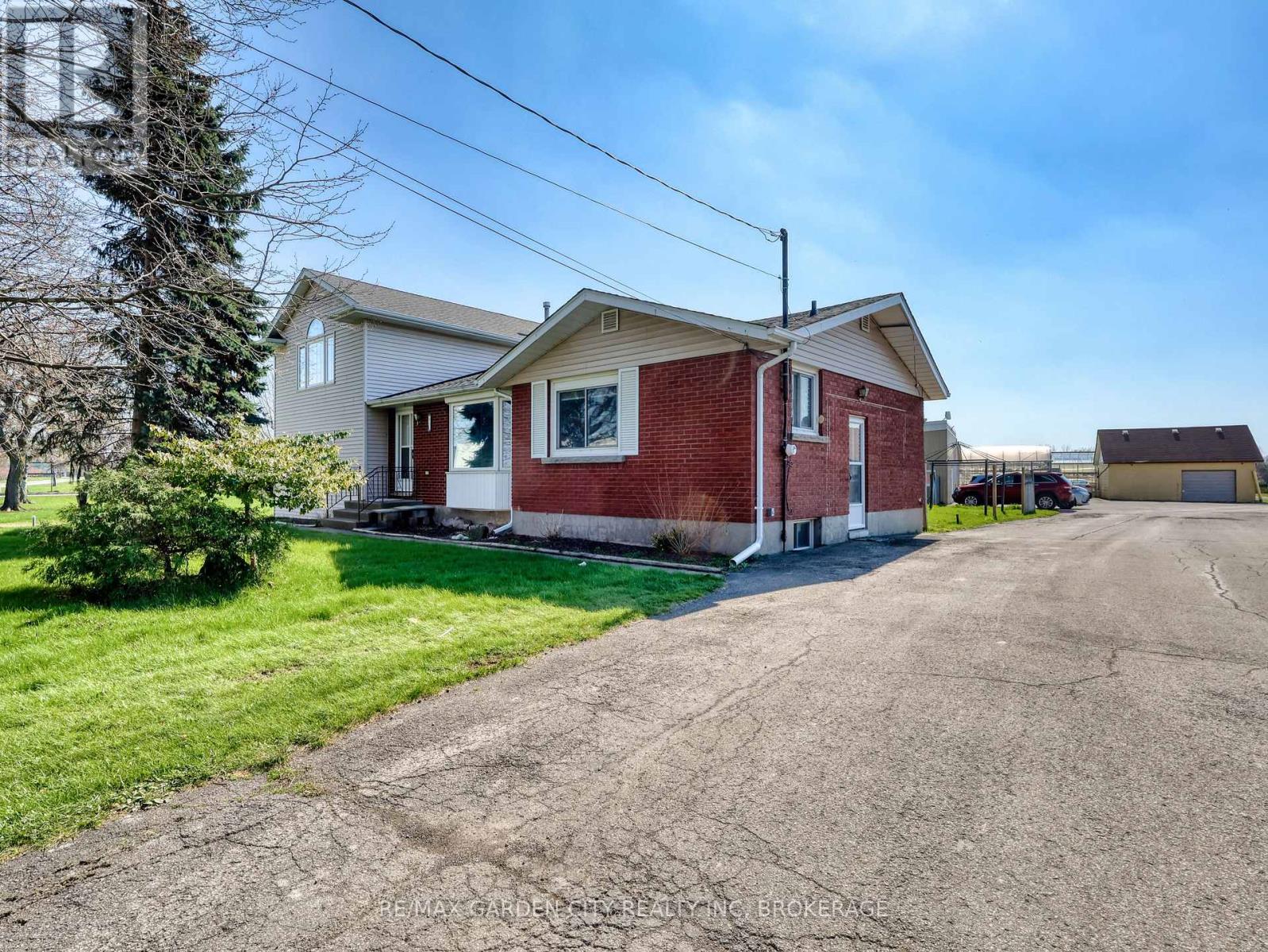 228-234 Read Road, St. Catharines, Ontario  L2R 7K6 - Photo 8 - X13061248