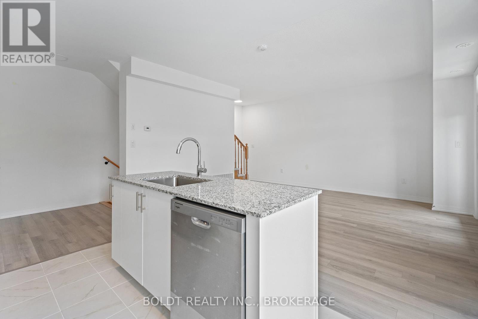 4 Sidney Rose Common, St. Catharines, Ontario  L2T 0B3 - Photo 12 - X13074314