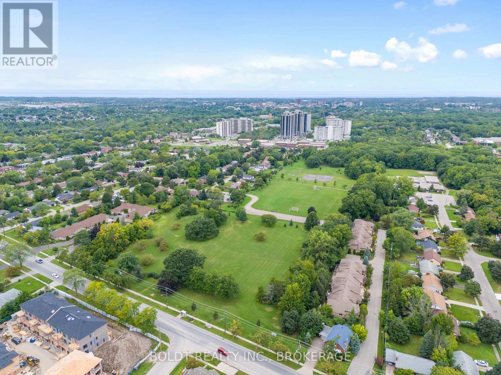 4 Sidney Rose Common, St. Catharines, Ontario  L2T 0B3 - Photo 34 - X13074314