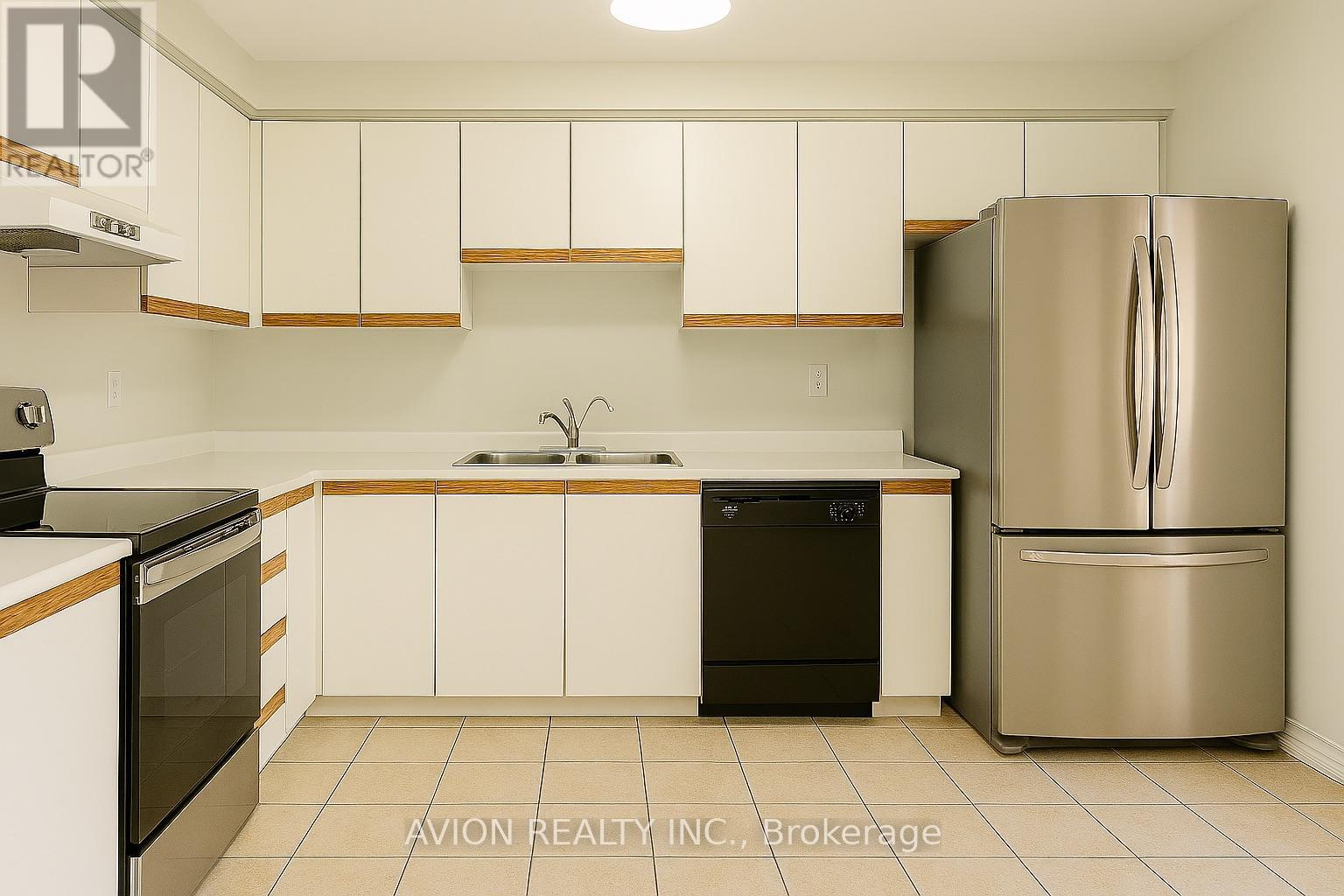 2 - 5536 Montevideo Road, Mississauga, Ontario  L5N 2P4 - Photo 3 - W12931662