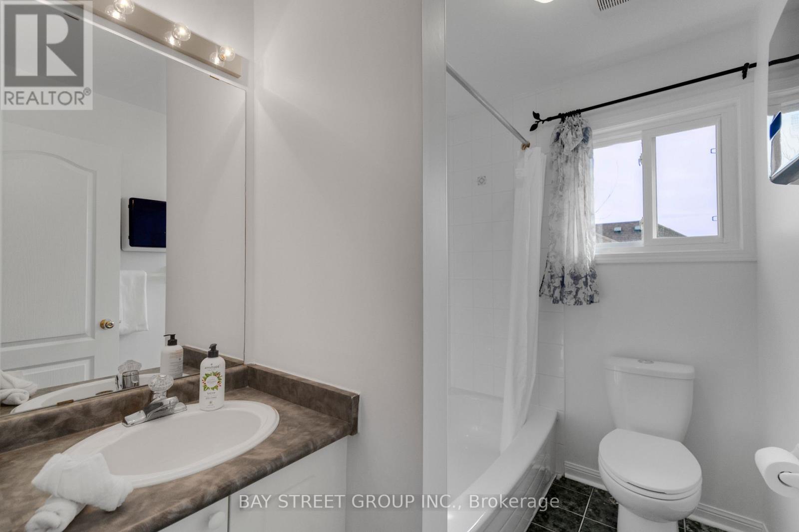 3158 Rock Harbour Road, Mississauga, Ontario  L5B 4G4 - Photo 33 - W13051008
