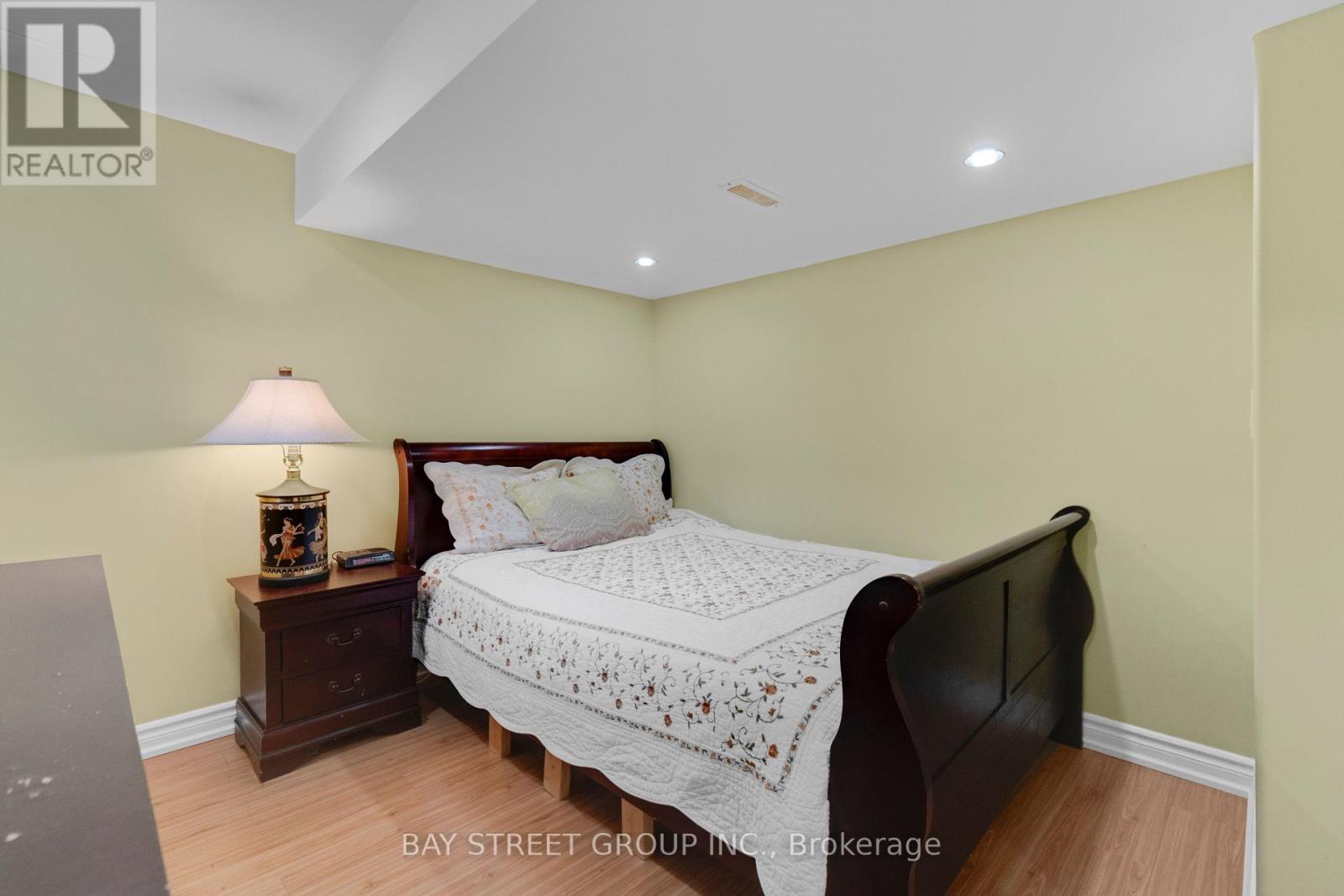 3158 Rock Harbour Road, Mississauga, Ontario  L5B 4G4 - Photo 39 - W13051008