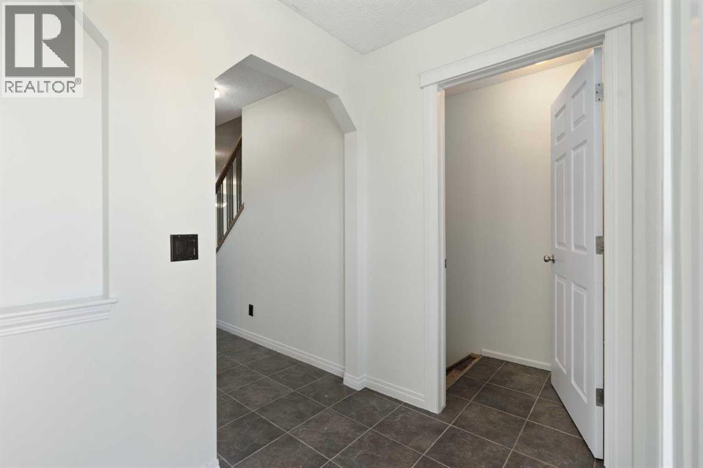 231 Hawkmere Road, Chestermere, Alberta  T1X 1T5 - Photo 21 - A2303651