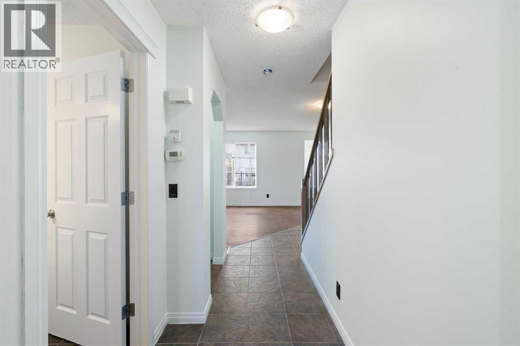231 Hawkmere Road, Chestermere, Alberta  T1X 1T5 - Photo 4 - A2303651